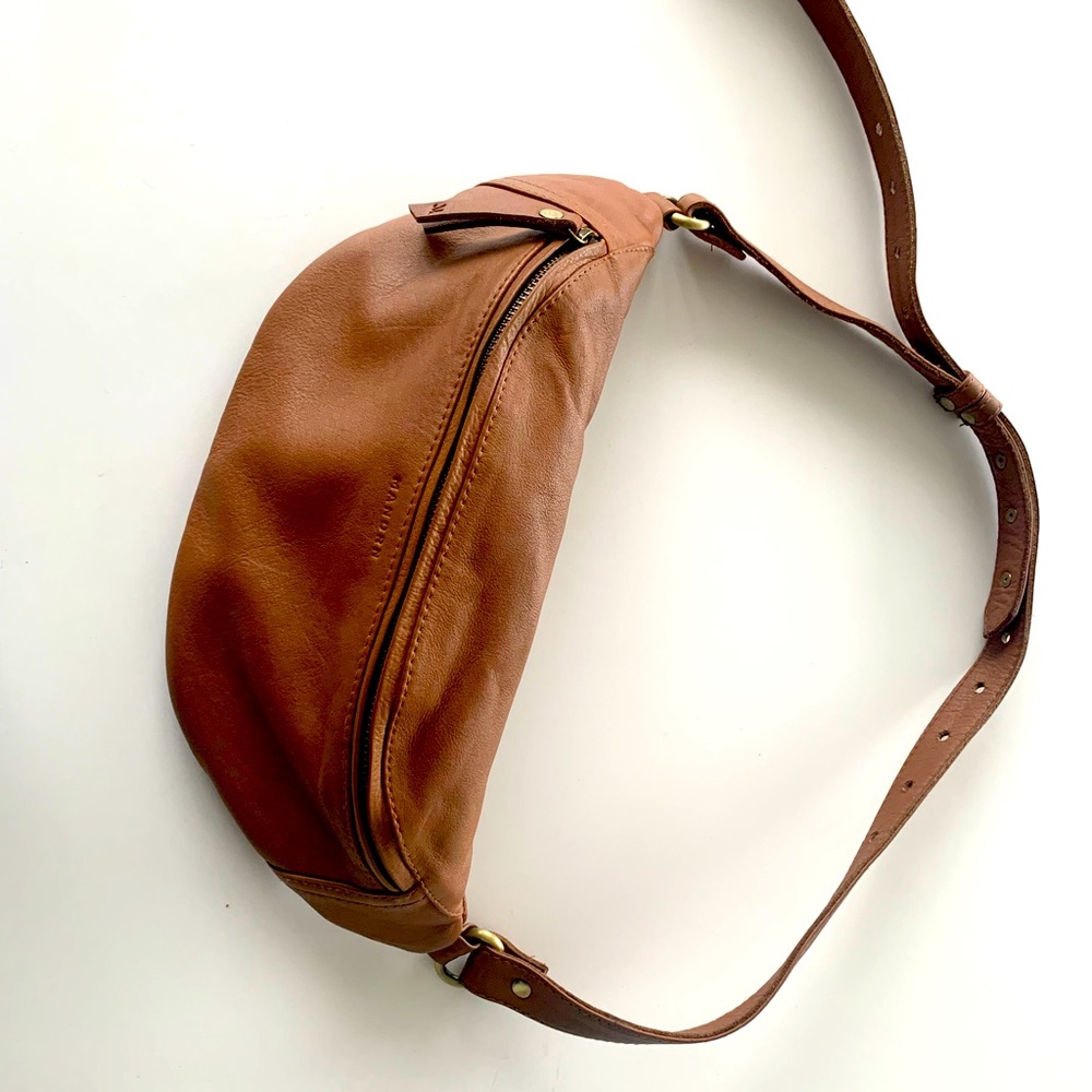 MADRN Fanny pack